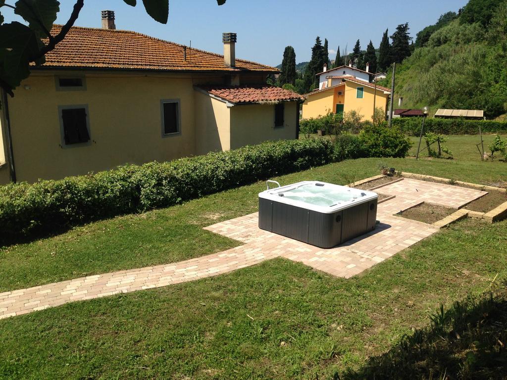 Podere Di Valli Santa Maria a Monte Dış mekan fotoğraf